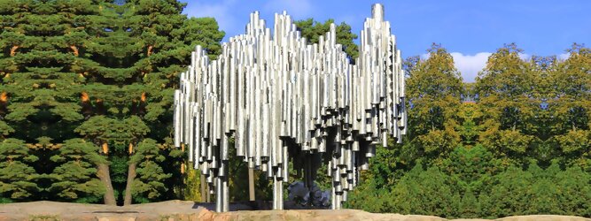 Trip Luxemburg Reisetipps - Sibelius Monument in Helsinki, Finnland. Wie stilisierte Orgelpfeifen, verblüfft die abstrakt kühne Optik dieser Skulptur und symbolisiert das kreative künstlerische Musikschaffen des weltberühmten finnischen Komponisten Jean Sibelius. Das imposante Denkmal liegt in einem wunderschönen Park. Der als „Johann Julius Christian Sibelius“ geborene Jean Sibelius ist für die Finnen eine äußerst wichtige Person und gilt als Ikone der finnischen Musik. Die bekanntesten Werke des freischaffenden Komponisten sind Symphonie 1-7, Kullervo und Violinkonzert. Unzählige Besucher aus nah und fern kommen in den Park, um eines der meistfotografierten Denkmäler Finnlands zu sehen.